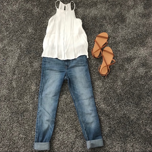 White Top - Picture 4 of 6